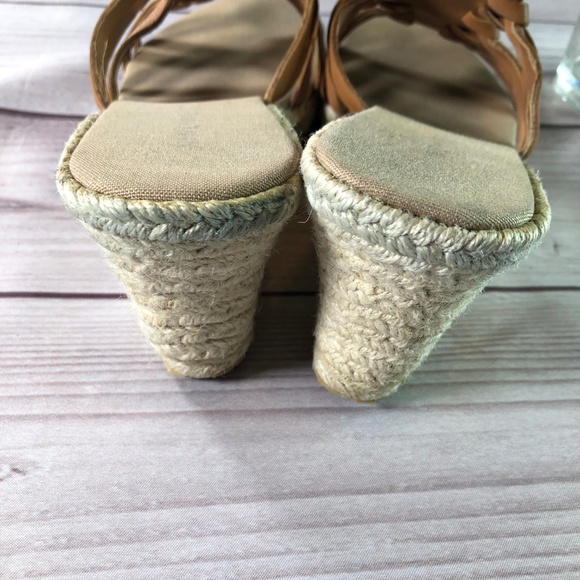 Nine West Wedge Sandals Tan Size 8.5 - Picture 4 of 8